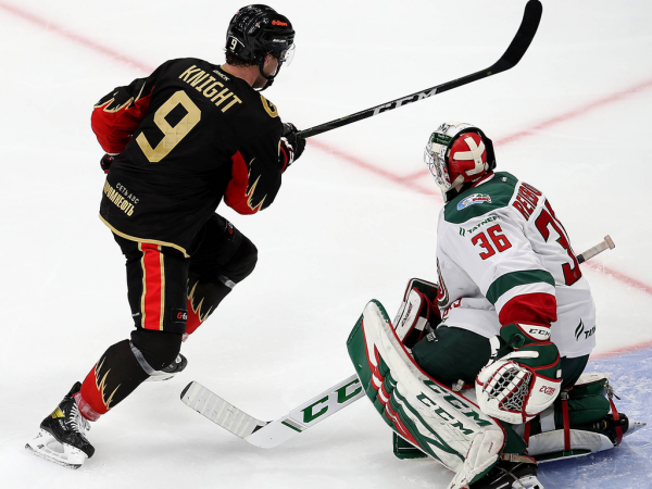 Яромир Ягр в «Авангарде» | Пресс-конференция на юбилейном матче (ВИДЕО)
Яромир Ягр в «Авангарде» | Пресс-конференция на юбилейном матче (ВИДЕО)