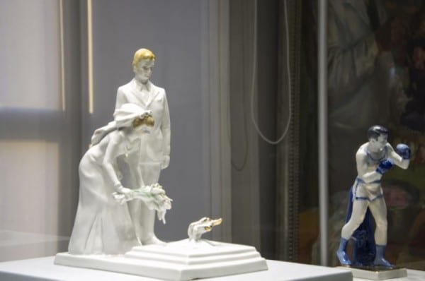 Сталин на нас есть. Выставку живописи 1930-1950 годов привезли в Омск