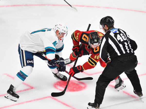 
        «За три минуты до конца подумал: «Пришло моё время!». Комментарии после победы над «Сочи» (ВИДЕО)
      