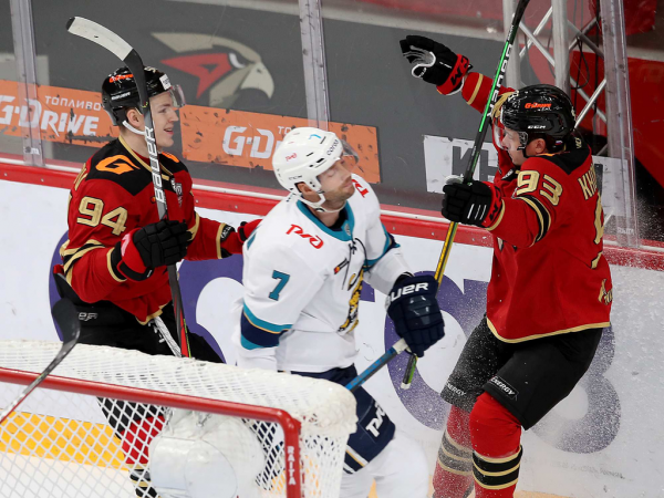 
        «За три минуты до конца подумал: «Пришло моё время!». Комментарии после победы над «Сочи» (ВИДЕО)
      