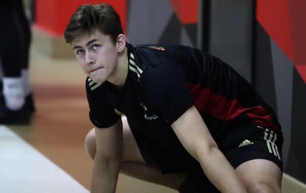 Егор Чинахов признан лучшим новичком октября КХЛ