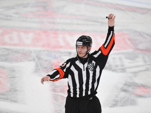 Побеждаем благодаря дублю Толчинского! Как «Авангард» был сильнее «Сочи»
Побеждаем благодаря дублю Толчинского! Как «Авангард» был сильнее «Сочи»