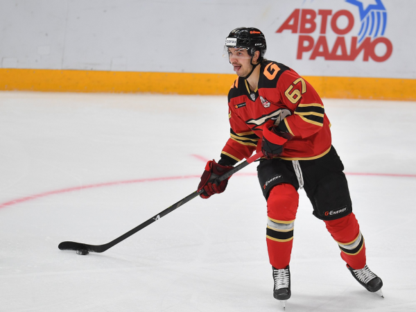 Побеждаем благодаря дублю Толчинского! Как «Авангард» был сильнее «Сочи»
Побеждаем благодаря дублю Толчинского! Как «Авангард» был сильнее «Сочи»