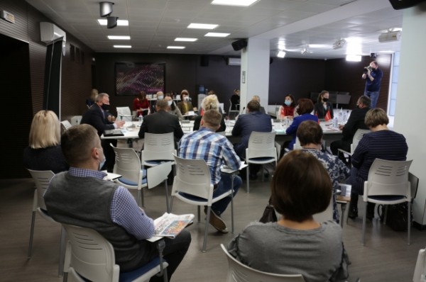 Всё есть в Сети. К услугам омичей 22 электронных сервиса ФСС