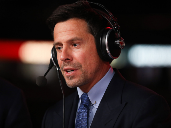 
        «Мы хотели показать нашим ветеранам отличную игру». Комментарии после победы над «Ак Барсом»
      