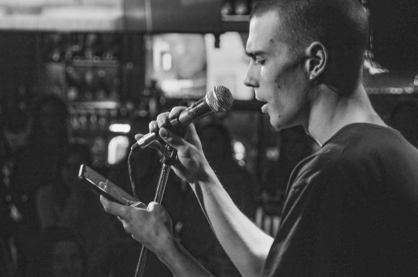 Я не знаю, что же такое "вдохновение". Молодой писатель о том, как в Омске создаётся поэзия