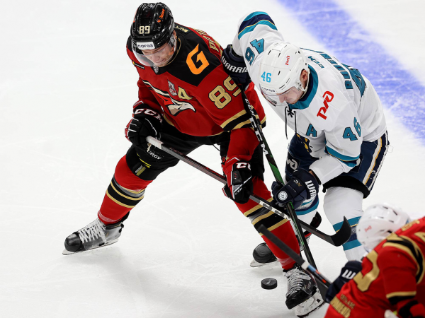 
        «За три минуты до конца подумал: «Пришло моё время!». Комментарии после победы над «Сочи» (ВИДЕО)
      