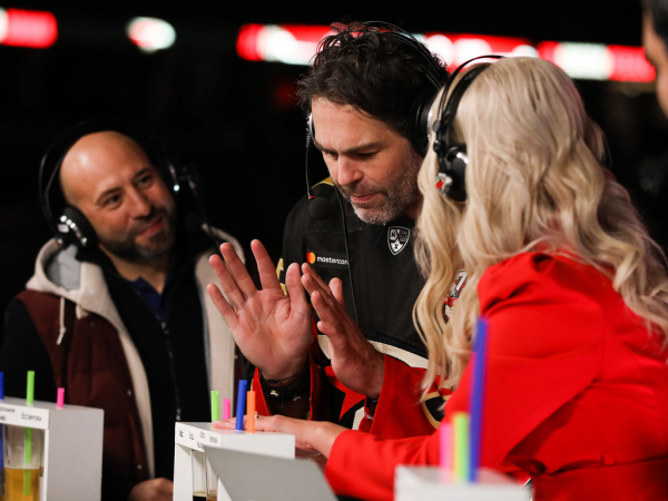 
        «Мы хотели показать нашим ветеранам отличную игру». Комментарии после победы над «Ак Барсом»
      