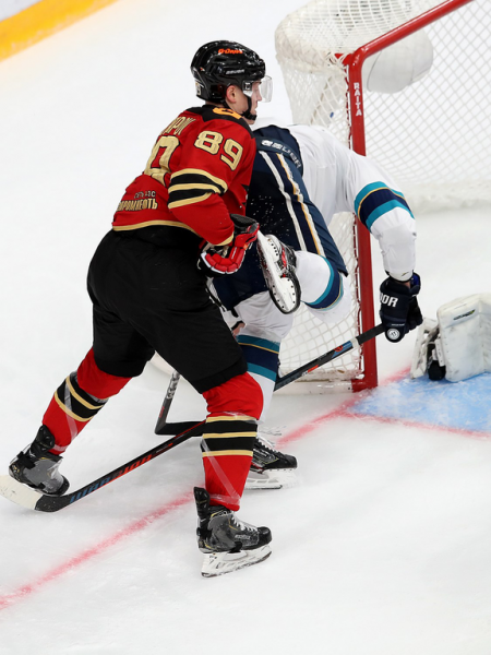 
        «За три минуты до конца подумал: «Пришло моё время!». Комментарии после победы над «Сочи» (ВИДЕО)
      