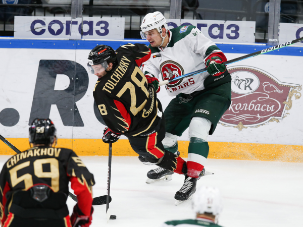 Яромир Ягр в «Авангарде» | Пресс-конференция на юбилейном матче (ВИДЕО)
Яромир Ягр в «Авангарде» | Пресс-конференция на юбилейном матче (ВИДЕО)