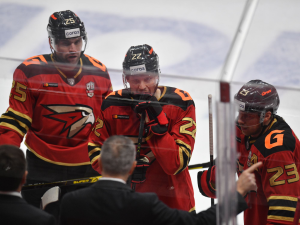 
        «За три минуты до конца подумал: «Пришло моё время!». Комментарии после победы над «Сочи» (ВИДЕО)
      