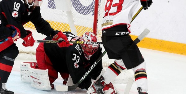 Омский "Авангард" потерпел третье поражение подряд