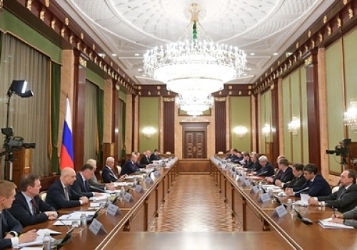 В российском правительстве сменятся пять министров В российском правительстве сменятся пять министров