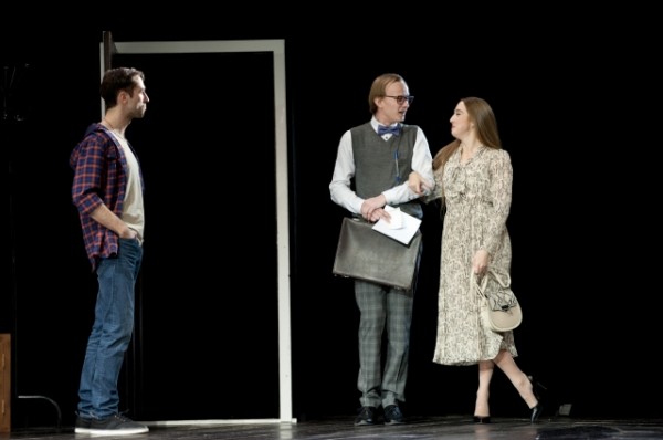 Любить – не значит жениться. Историю про Игоря и Веру поставили в «Галёрке» Любить – не значит жениться. Историю про Игоря и Веру поставили в «Галёрке»