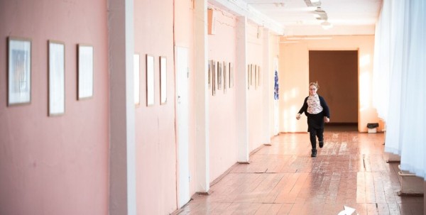 В омские школы возвращается карантин по коронавирусу