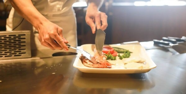 "Бон аппетит": омичи рассказали о секретах высокой кухни