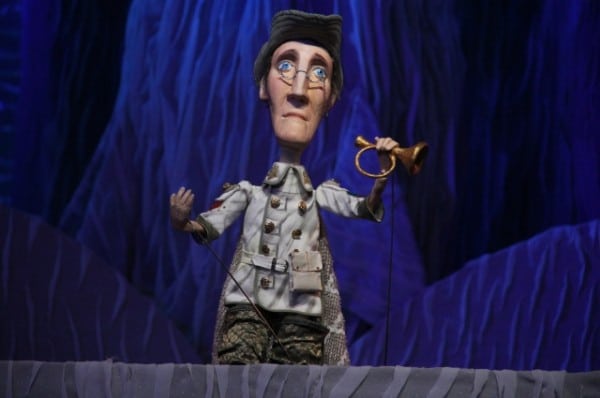 За что королевы ненавидят принцесс? Спросите у волшебного зеркала