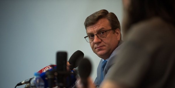 Главе омского Минздрава дадут шесть замов