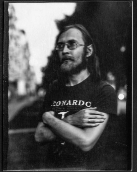 Люди лишаются дара быть скромными. В этом убеждён поэт и писатель Игорь Федоровский Люди лишаются дара быть скромными. В этом убеждён поэт и писатель Игорь Федоровский