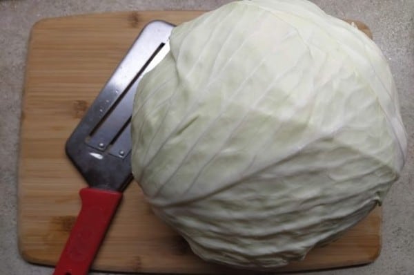 В Омске снизились цены на капусту, зубную пасту и шампунь