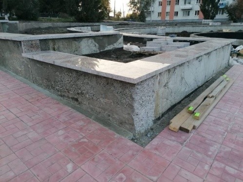 Калачинские власти: «Коварный депутат Поддубиков под Новый год лишил детей «веселых» горок»