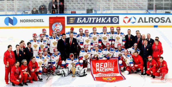 Двое игроков "Авангарда" стали победителями Кубка Первого канала