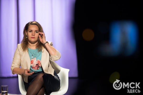 Стихи могут разрушить автора. Молодая поэтесса об эмоциях, которые стоит вкладывать в произведения