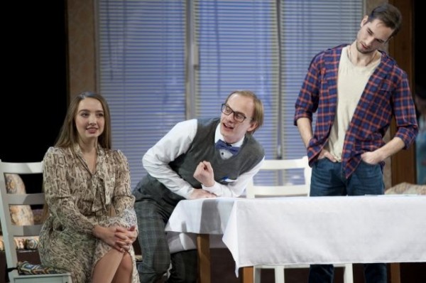 Любить – не значит жениться. Историю про Игоря и Веру поставили в «Галёрке» Любить – не значит жениться. Историю про Игоря и Веру поставили в «Галёрке»