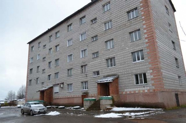 Для омских сирот приобретут квартиры на сумму более миллиарда рублей