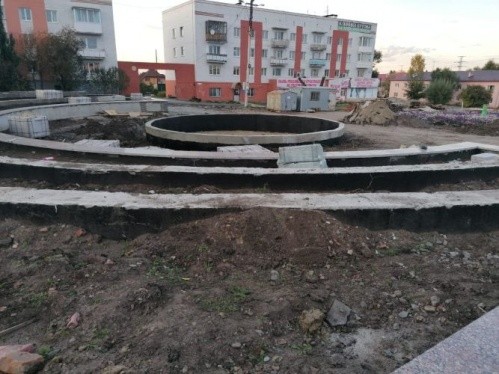 Калачинские власти: «Коварный депутат Поддубиков под Новый год лишил детей «веселых» горок»