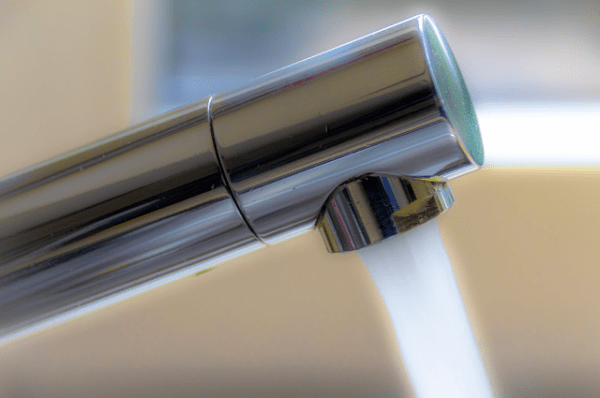 В нескольких домах Советского округа отключат холодную воду В нескольких домах Советского округа отключат холодную воду