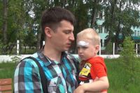 В Омске инспекторы ДПС помогли мальчику во время приступа эпилепсии В Омске инспекторы ДПС помогли мальчику во время приступа эпилепсии