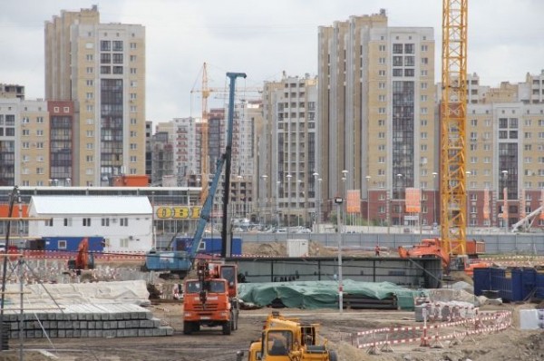 На двух участках комплекса «Арена Омск» готов первый этаж На двух участках комплекса «Арена Омск» готов первый этаж