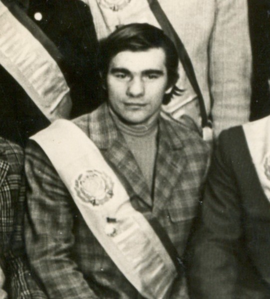 
        «Авангарду» - 70! Рим Мендубаев
      