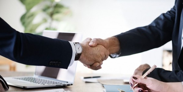 Для переехавших в Омскую область упростили поиск работы