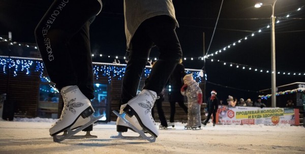 В Омске появился третий открытый каток