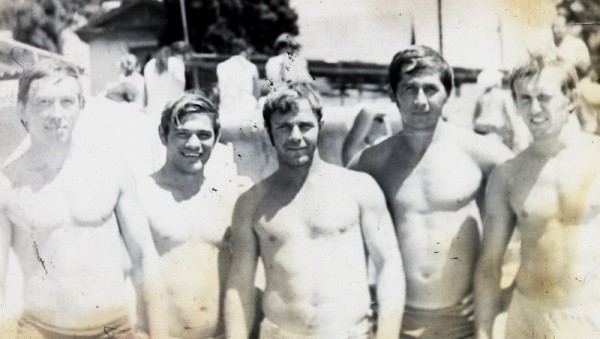 
        «Авангарду» - 70! Рим Мендубаев
      