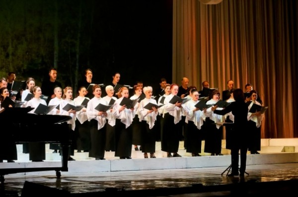 Бенефис хора «Гранд Вояж». От мессы и спиричуэлс до театральных пародий