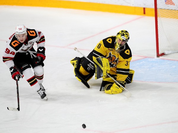 "Авангард" не сумел одержать седьмую победу подряд "Авангард" не сумел одержать седьмую победу подряд