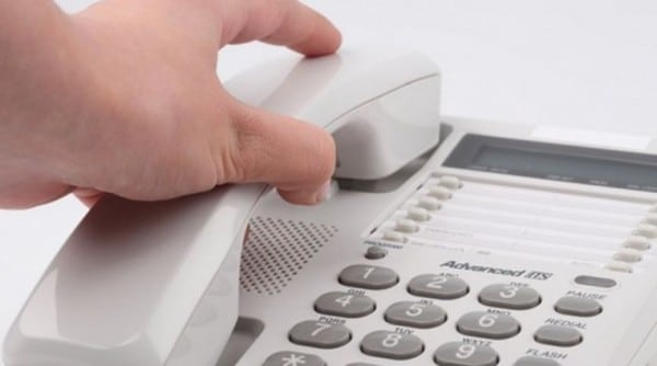 Чиновников научат вежливо общаться по телефону