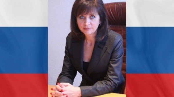 Зампред Омского областного суда, муж которой ушел с поста прокурора, получила знак отличия от Путина Зампред Омского областного суда, муж которой ушел с поста прокурора, получила знак отличия от Путина