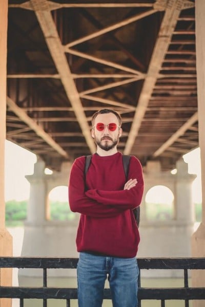 Писать дифирамбы про город - полная глупость. Омский автор о мейнстриме и экзистенциализме