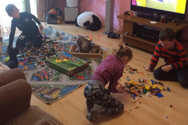 «Как же мы вам рады». Как пережить долго гостящих друзей и родственников «Как же мы вам рады». Как пережить долго гостящих друзей и родственников