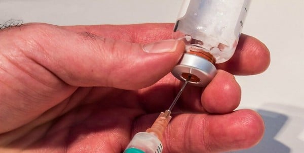 В Омской области начинают массовую вакцинацию против COVID-19