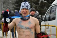 Омский губернатор Бурков пробежал Рождественский полумарафон