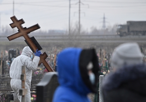 Данные «федералов» по омской смертности от COVID-19 снова кардинально разнятся