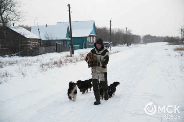 Колыбель омского "ТикТока". Как журналист "Омск Здесь" с Лёхой из деревни на берёзу лазил Колыбель омского "ТикТока". Как журналист "Омск Здесь" с Лёхой из деревни на берёзу лазил