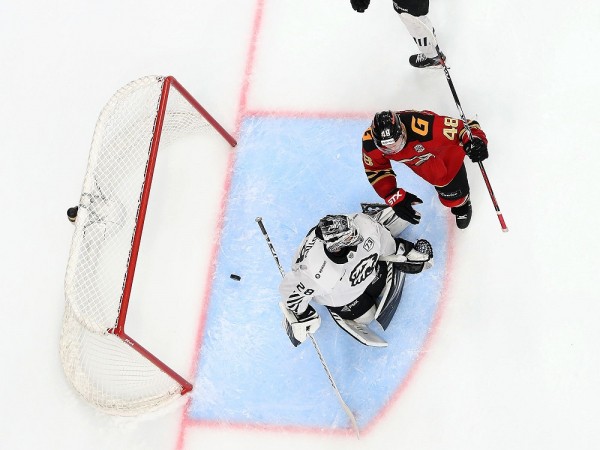 Дубль Секача принёс "Авангарду" победу над "Трактором"