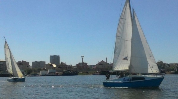 СК: 18-летний рулевой пытался спасти от затопления яхту «Ольга» вместо своих друзей