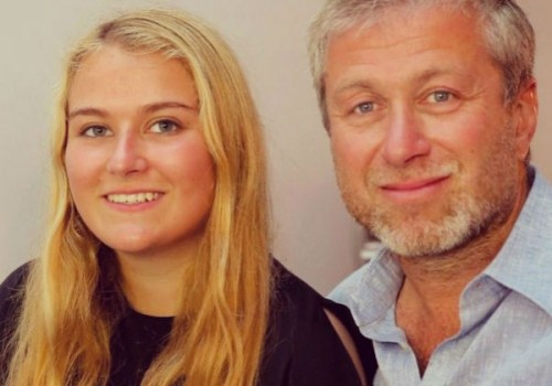 Непосторонний Омску олигарх Роман Абрамович скоро станет тестем